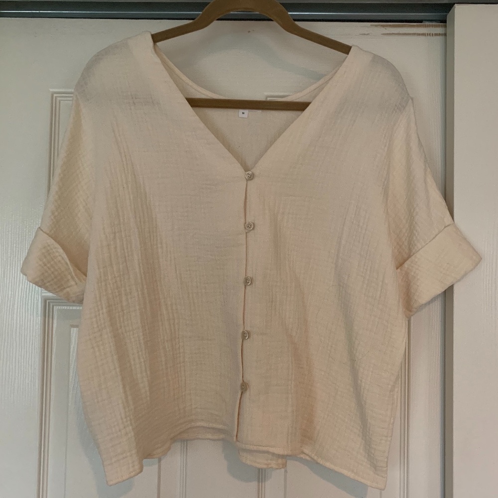VETTA Gauze Button-Up Top